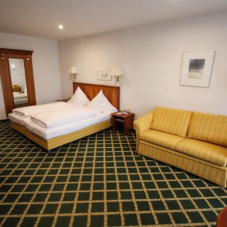 Ringhotel Zum Goldenen Ochsen Stockach Buitenkant foto