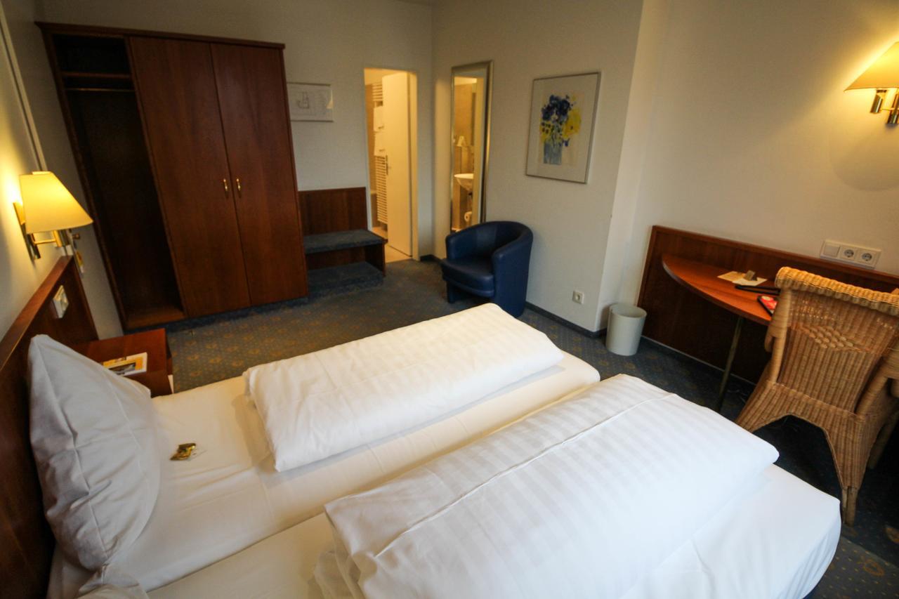 Ringhotel Zum Goldenen Ochsen Stockach Buitenkant foto