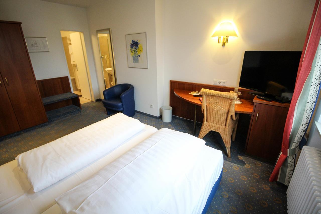Ringhotel Zum Goldenen Ochsen Stockach Buitenkant foto
