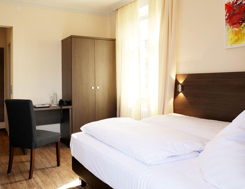 Ringhotel Zum Goldenen Ochsen Stockach Buitenkant foto